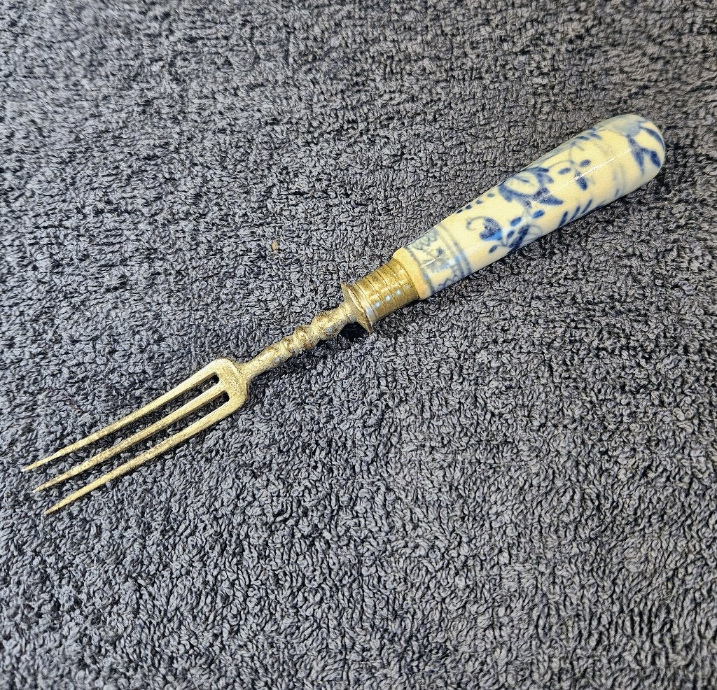 Antieke serveervork met porseleinen handvat, Ophalen of Verzenden
