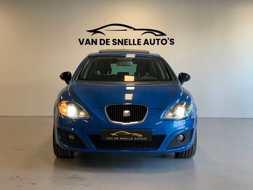Seat Leon 1.8 TFSI Businessline High AUTOMAAT/PANO/PDC/BIXEN, Auto's, Seat, Euro 5, 15 km/l, Gebruikt, 680 kg