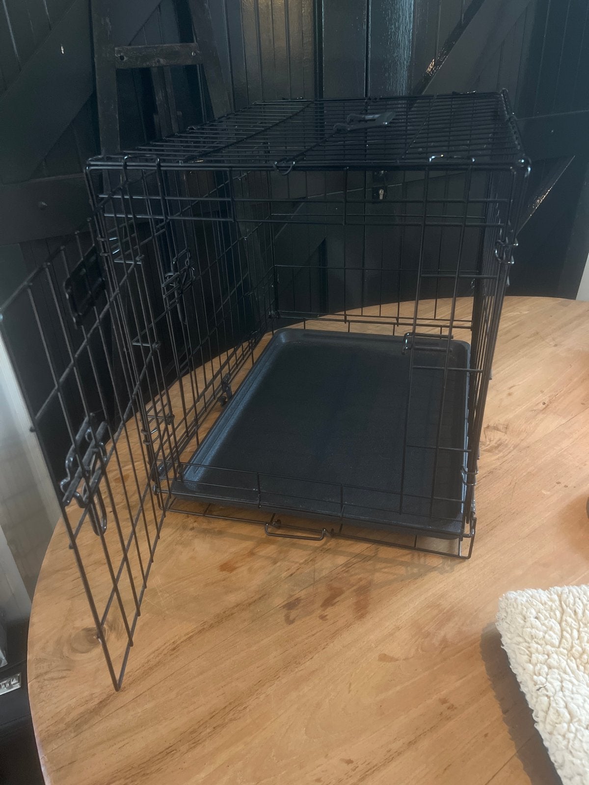 Honden bench voor klein hondje, Ophalen, Zo goed als nieuw