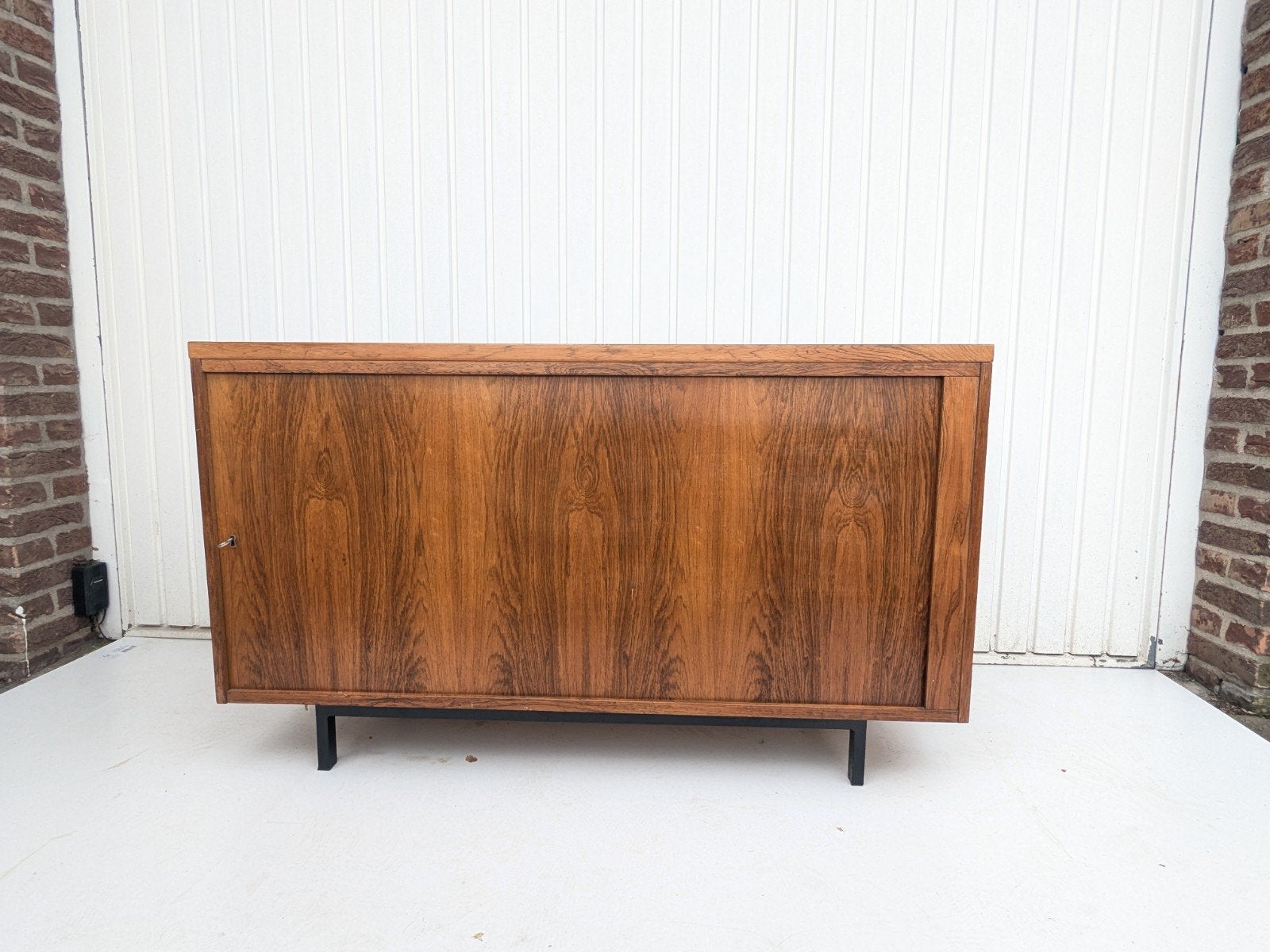 vintage Eeka sideboard dressoir tv meubel, Ophalen