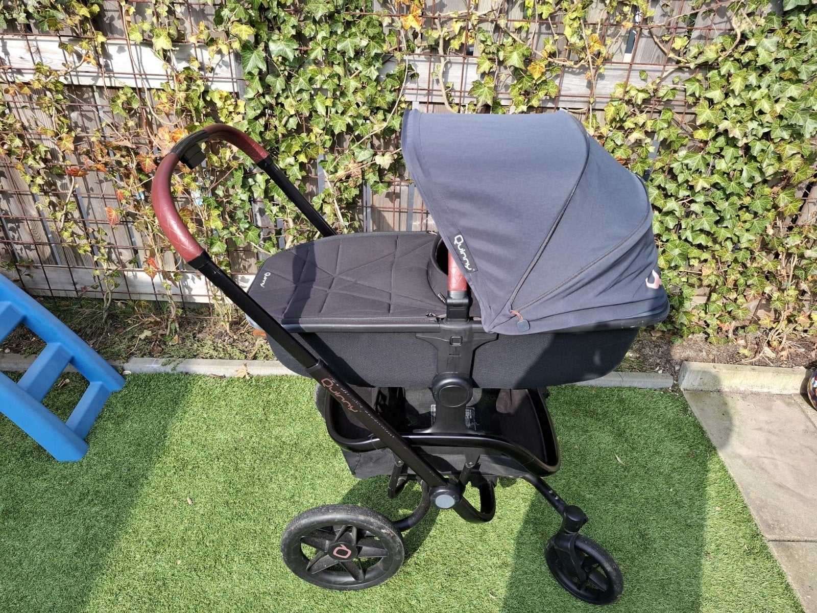 Complete Quinny kinderwagen met reiswieg en zitje, Kinderen en Baby's, Kinderwagens en Combinaties, Ophalen, Gebruikt, Quinny