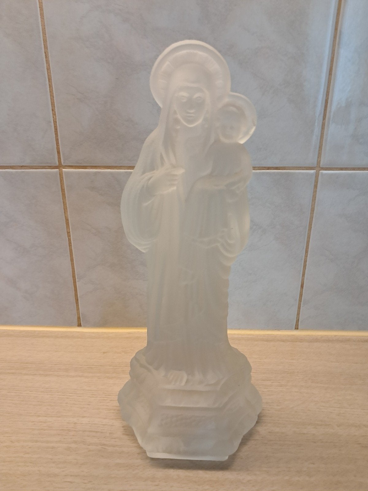 Glazen of kristal glas maria met Jezus beeldje, antiek, Ophalen of Verzenden, Zo goed als nieuw, Beeld(je)