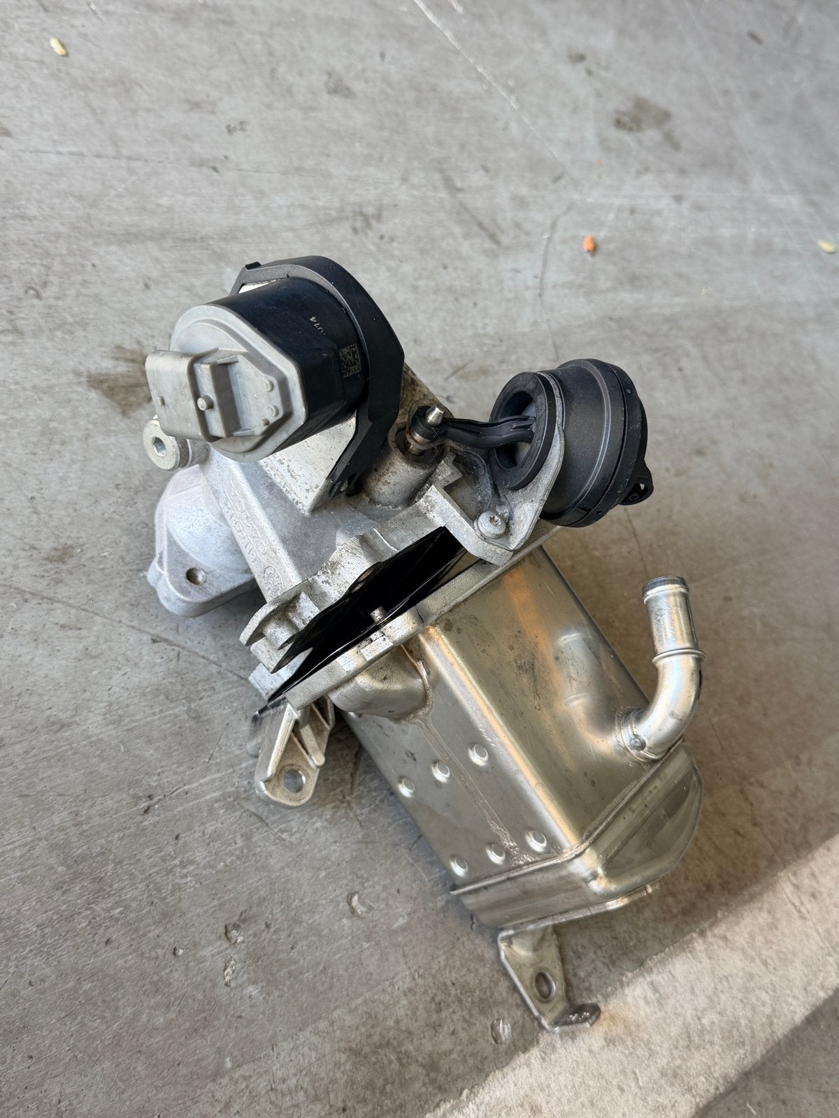 Volvo EGR-klep met koeler - Gebruikt, Auto-onderdelen, Motor en Toebehoren, Ophalen of Verzenden, Gebruikt, Volvo