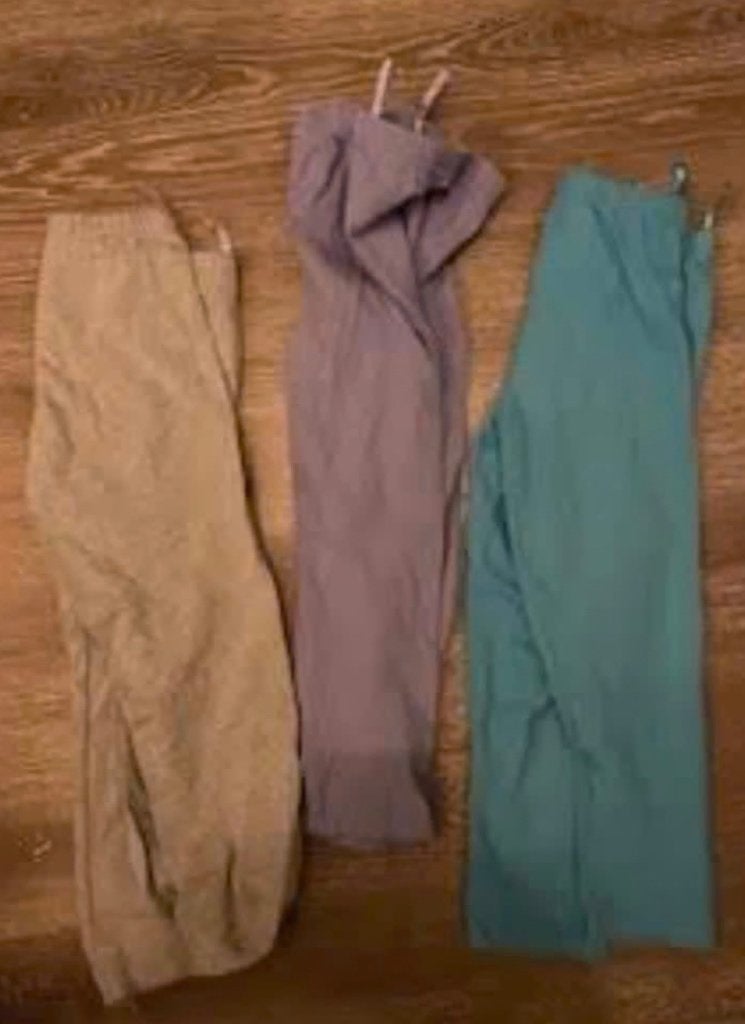 2 zomer lente leggings in maat 122/128. Capri model, Kinderen en Baby's, Kinderkleding | Maat 122, Ophalen, Zo goed als nieuw