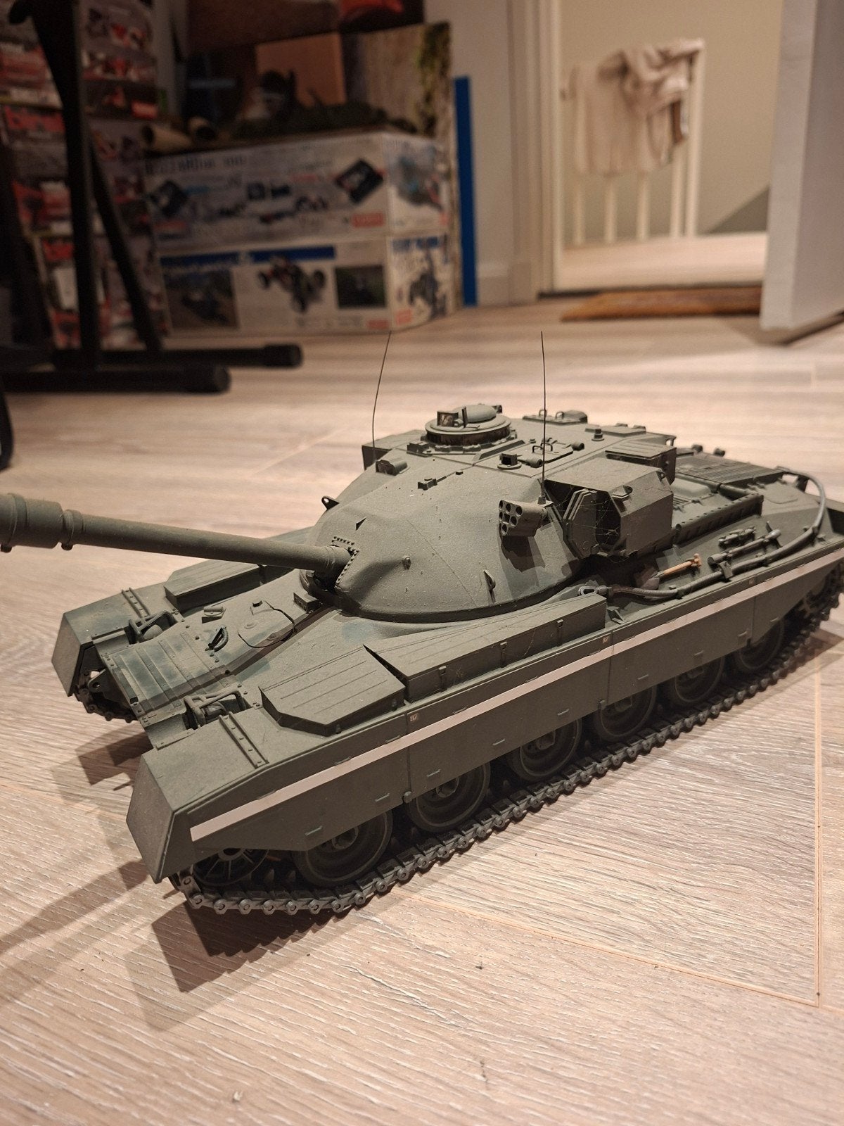Mooie decoratie tank - Modelbouw, Ophalen of Verzenden