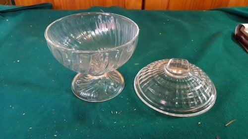 Bonbon schaal van kristal op voet met deksel, Ophalen of Verzenden, 'T Olde Gre-j, Info@toldegrej.nl, Endepoelstraat 20f Didam