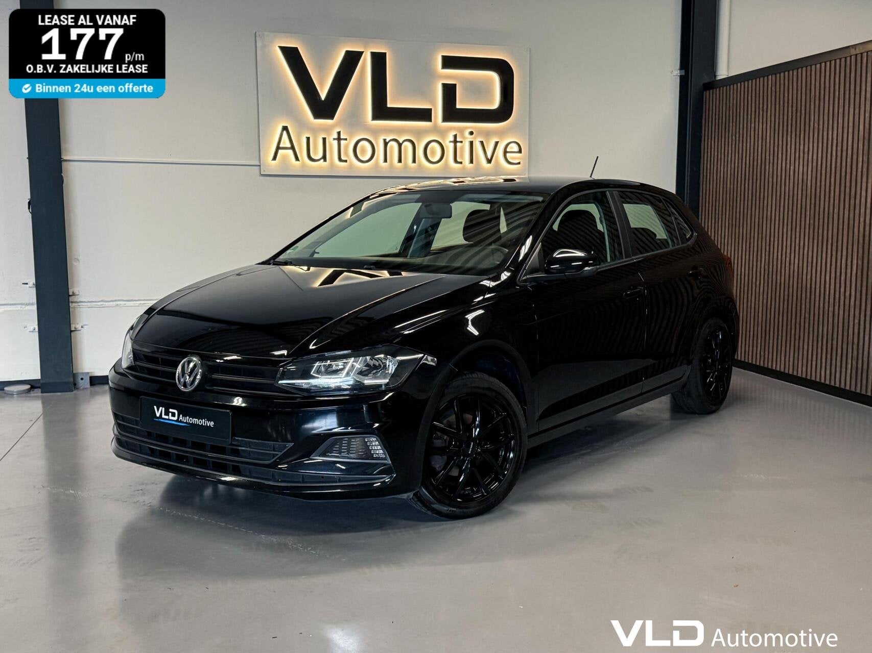 Volkswagen Polo 2017 1.0 MPI Trendline Carplay Airco, 1005 kg, Gebruikt, Met garantie (alle), Zwart