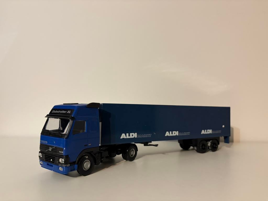 Volvo FH12 Aldi Lion Toys, Verzenden, Zo goed als nieuw, Bus of Vrachtwagen, Lion Toys