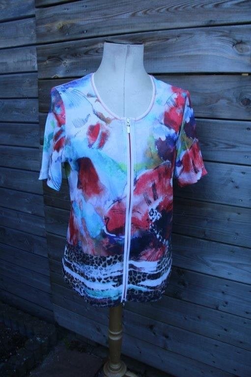 Vest rood/ blauw Gerry Weber mt 42 korte mouw Vaste prijs, Kleding | Dames, Truien en Vesten, Blauw, Maat 42/44 (L), Ophalen of Verzenden