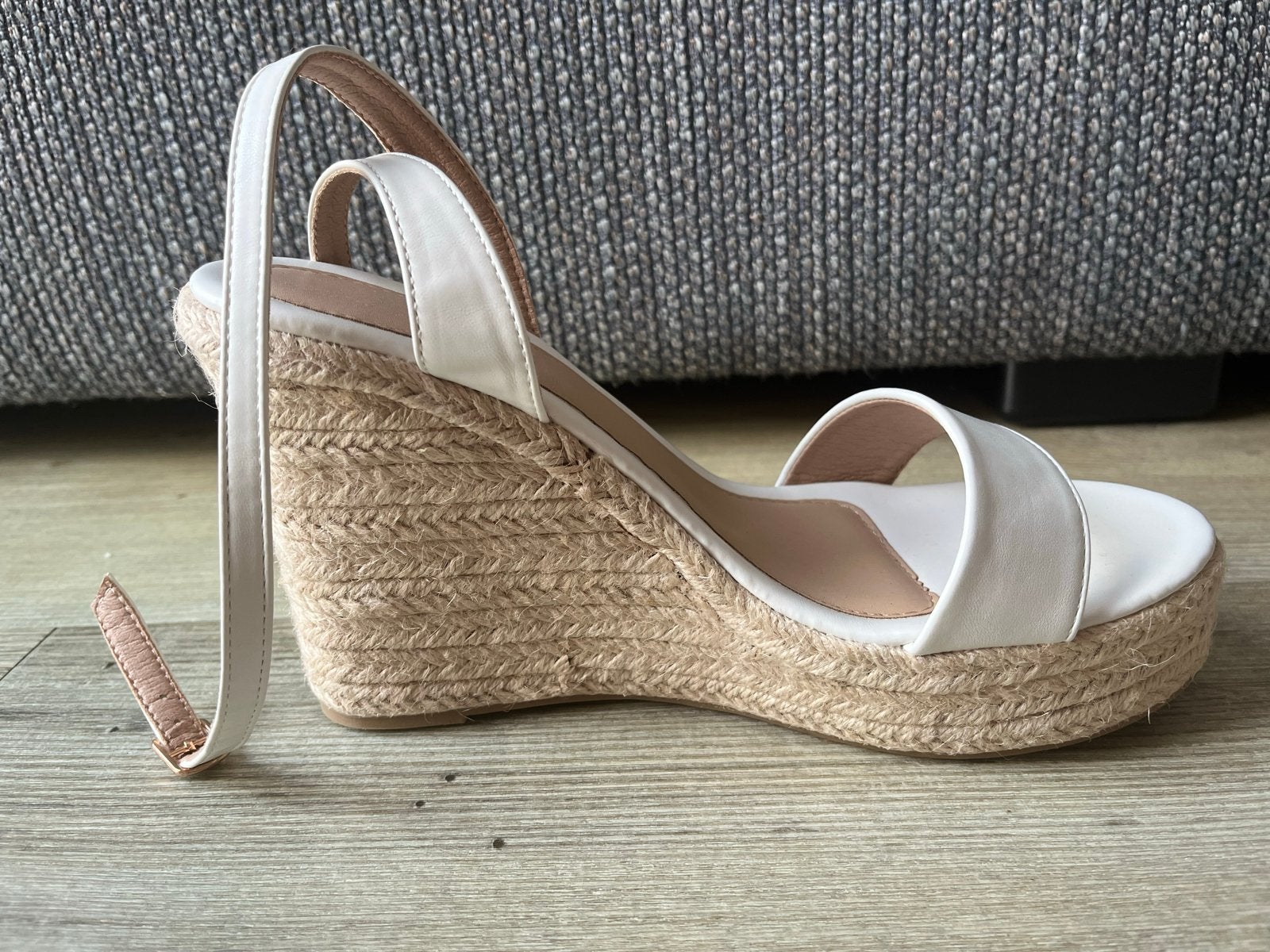 Witte sleehak/ Espadrille Wedges Maat 40, Kleding | Dames, Wit, Ophalen of Verzenden, Zo goed als nieuw, Espadrilles of Moccasins