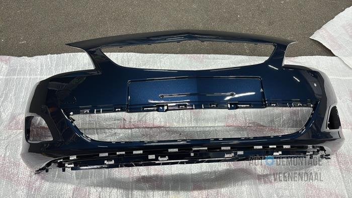 Voorbumper van een Opel Astra (GEU), Auto-onderdelen, Carrosserie en Plaatwerk, -, -, Opel, Nieuw