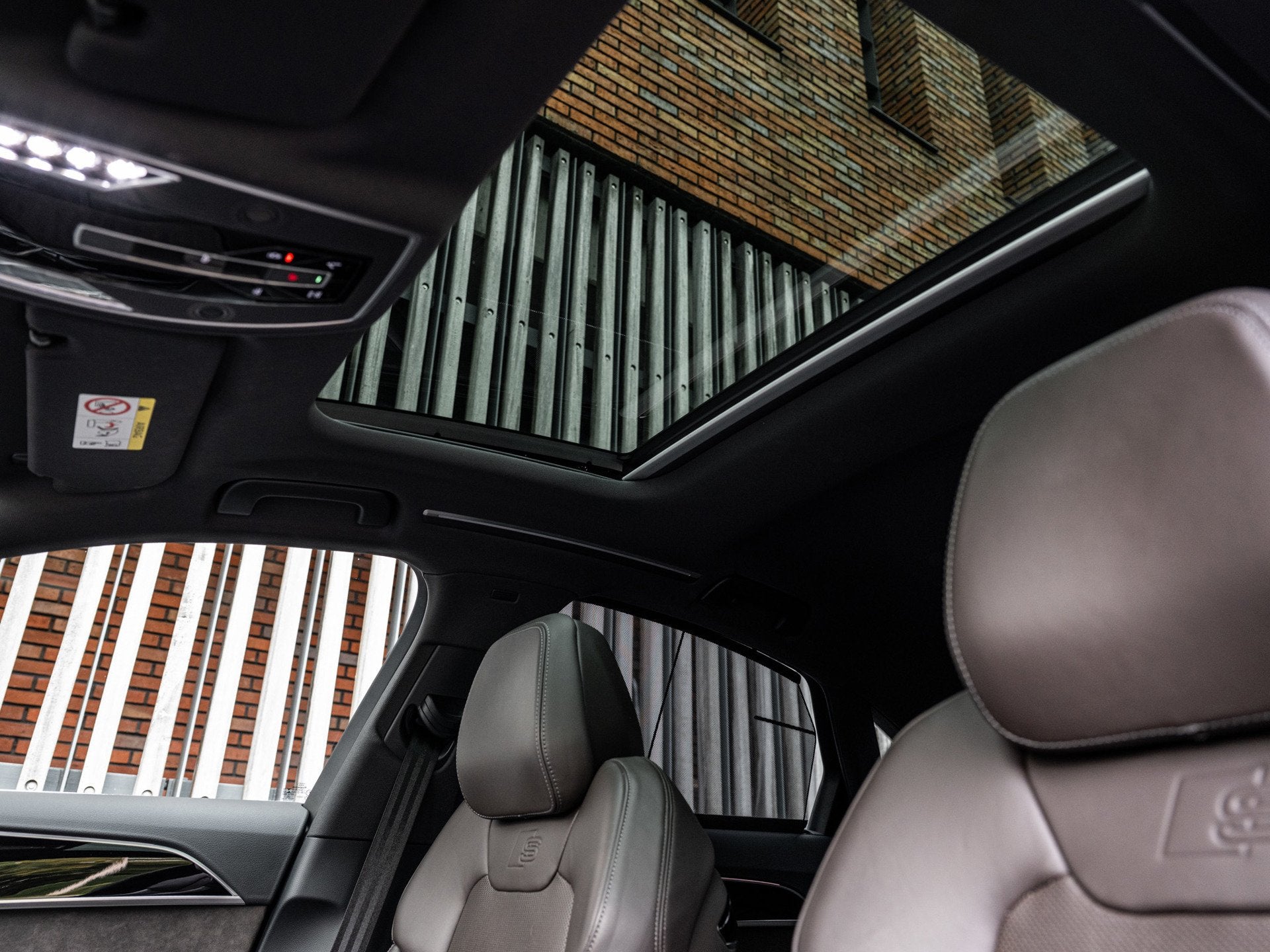 Audi A8 60 TFSIe Quattro Pro Line+ |NL-AUTO|Panorama|S-Line, Automaat, Dealer onderhouden, Euro 6, 2995 cc