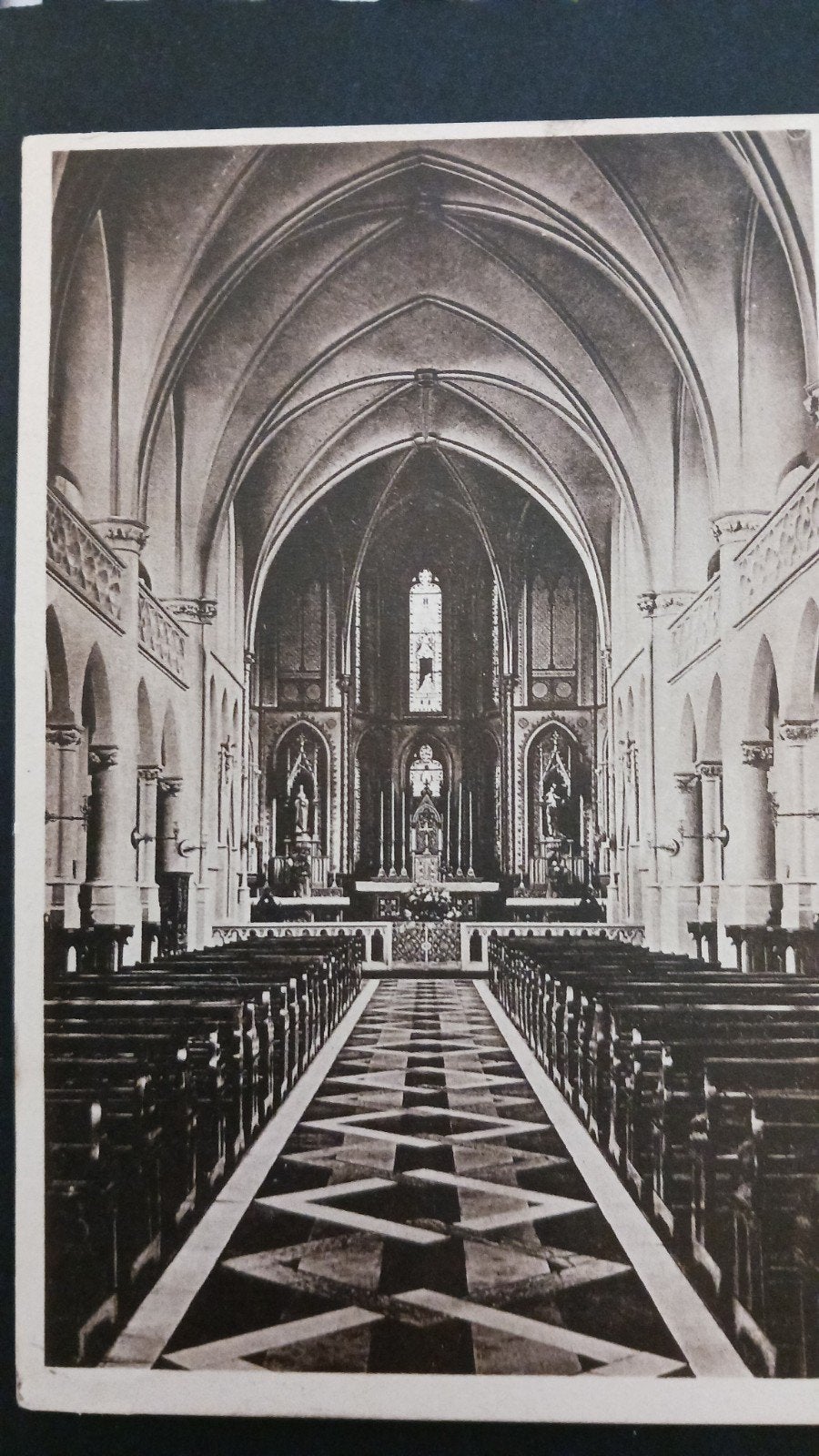 Vaals,interieur kerk, Ophalen of Verzenden, 1920 tot 1940, Gelopen, Limburg