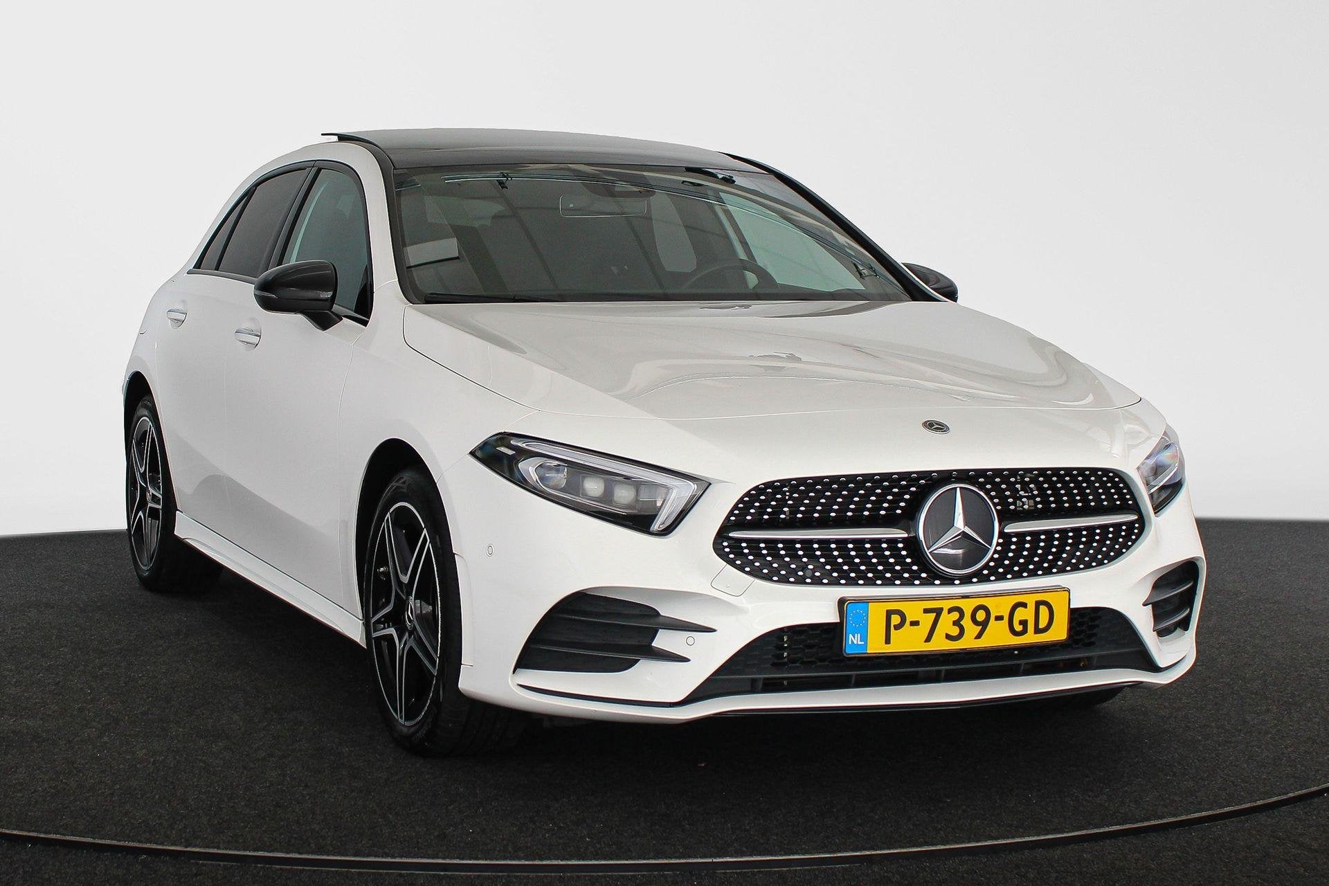 Mercedes-Benz A-klasse 250 e Business Solution AMG Limited P, Gebruikt, 4 cilinders, 16 kWh, Leder en Stof