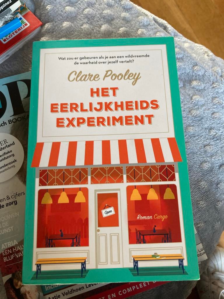 Clare Pooley -Het Eerlijkheidsexperiment - Pooley (Boek), Ophalen of Verzenden, Gelezen, Nederland