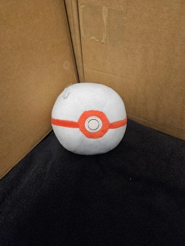 Premier ball pokemon knuffel -- Tomy Pokemon, Overige typen, Ophalen of Verzenden, Zo goed als nieuw, Pokémon