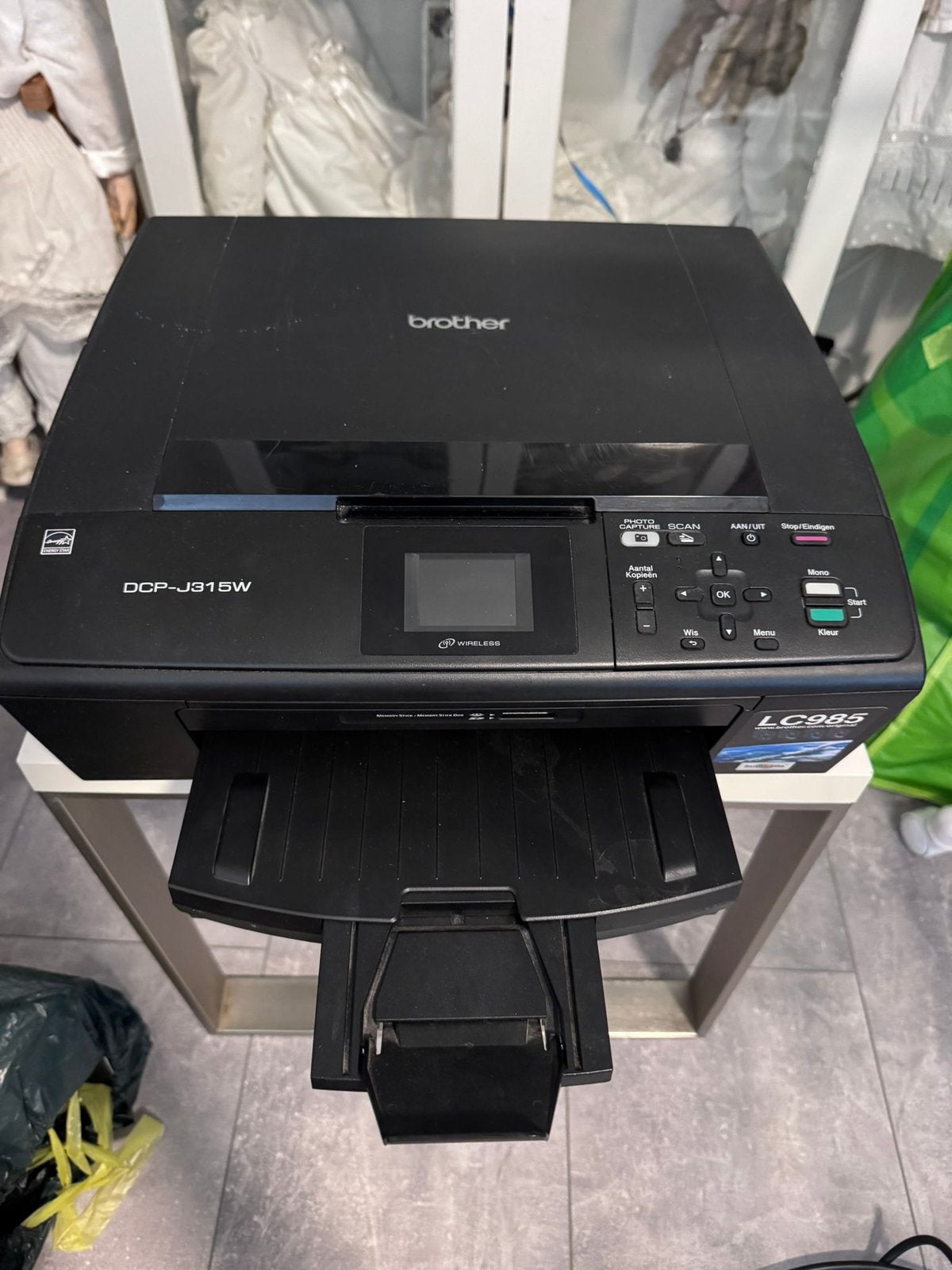 Kleuren Printer Brother DCP-J315W met 19 Cartridges!, Ophalen of Verzenden, Zo goed als nieuw