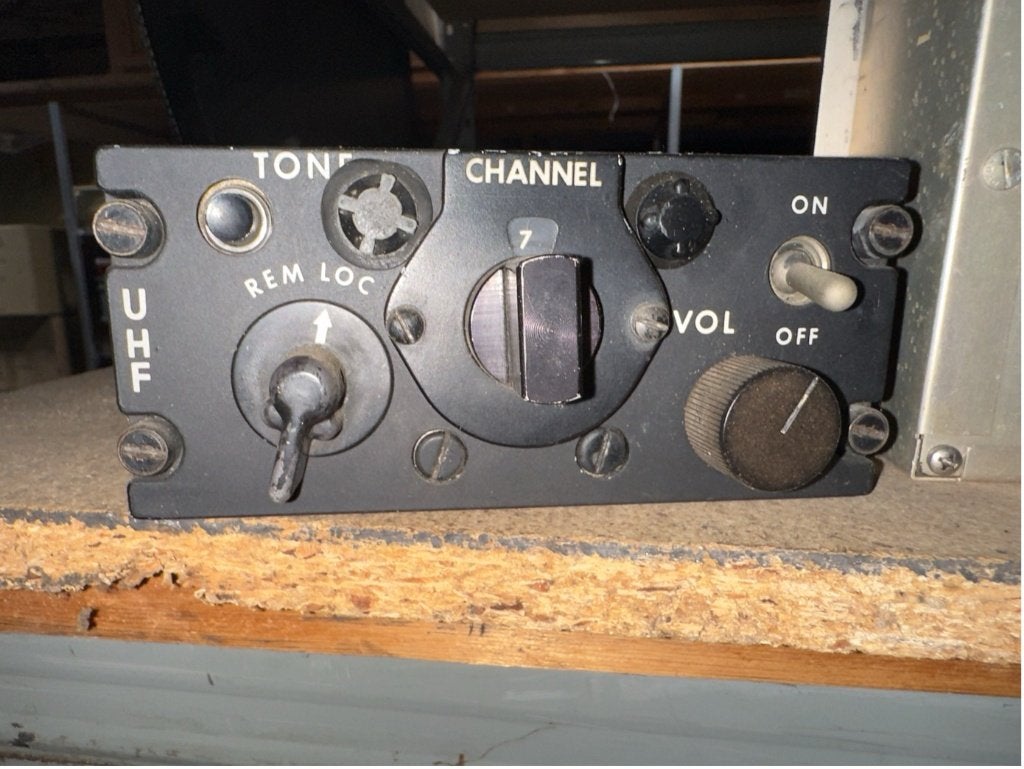 Vintage ARC-45 UHF Control Panel / Cockpit Avionica, Ophalen, Gebruikt
