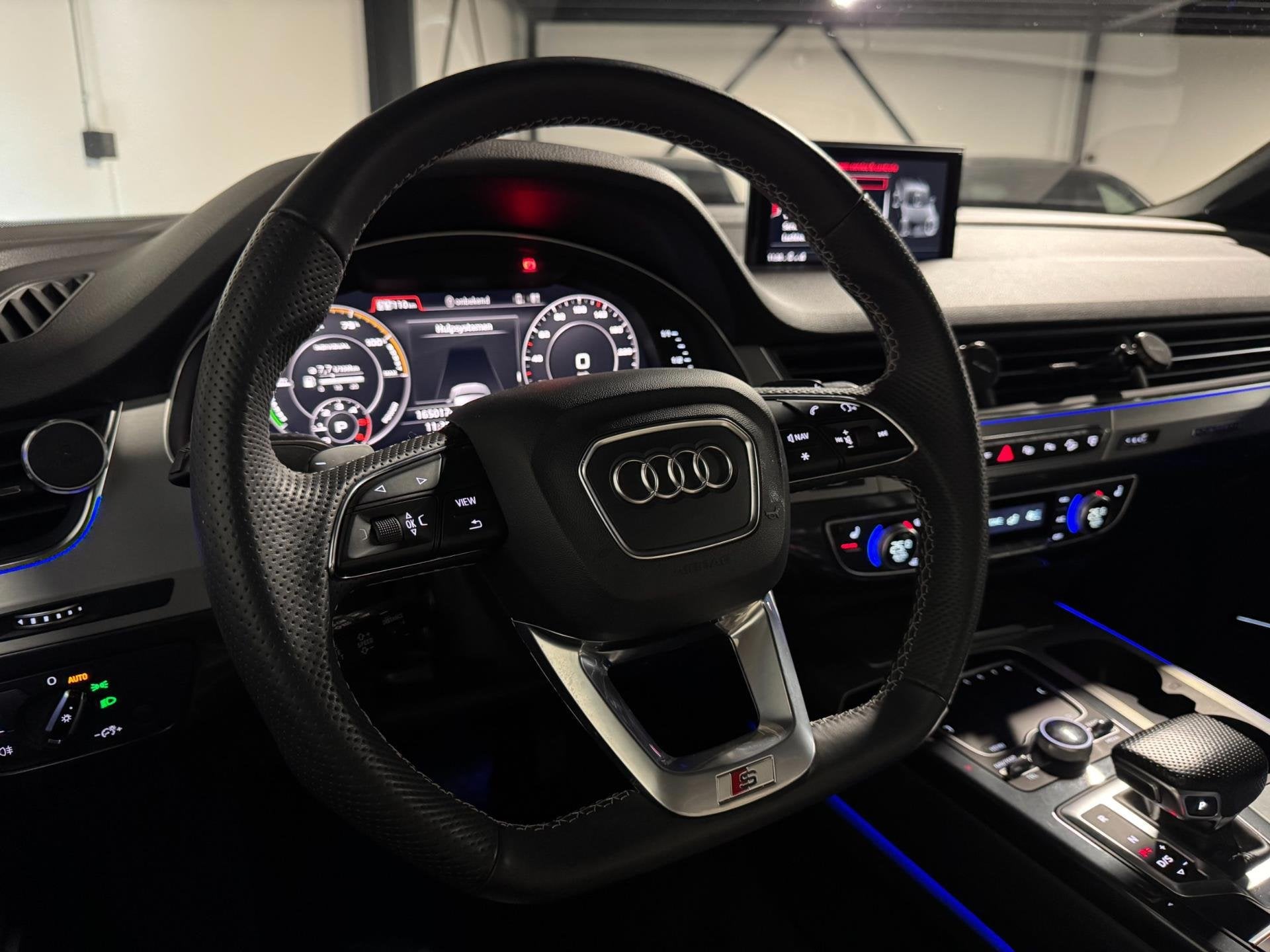 Audi Q7 3.0 TDI e-tron quattro Sport PANO KEYLESS', Auto's, Audi, Automaat, Dealer onderhouden, Gebruikt, 259 pk