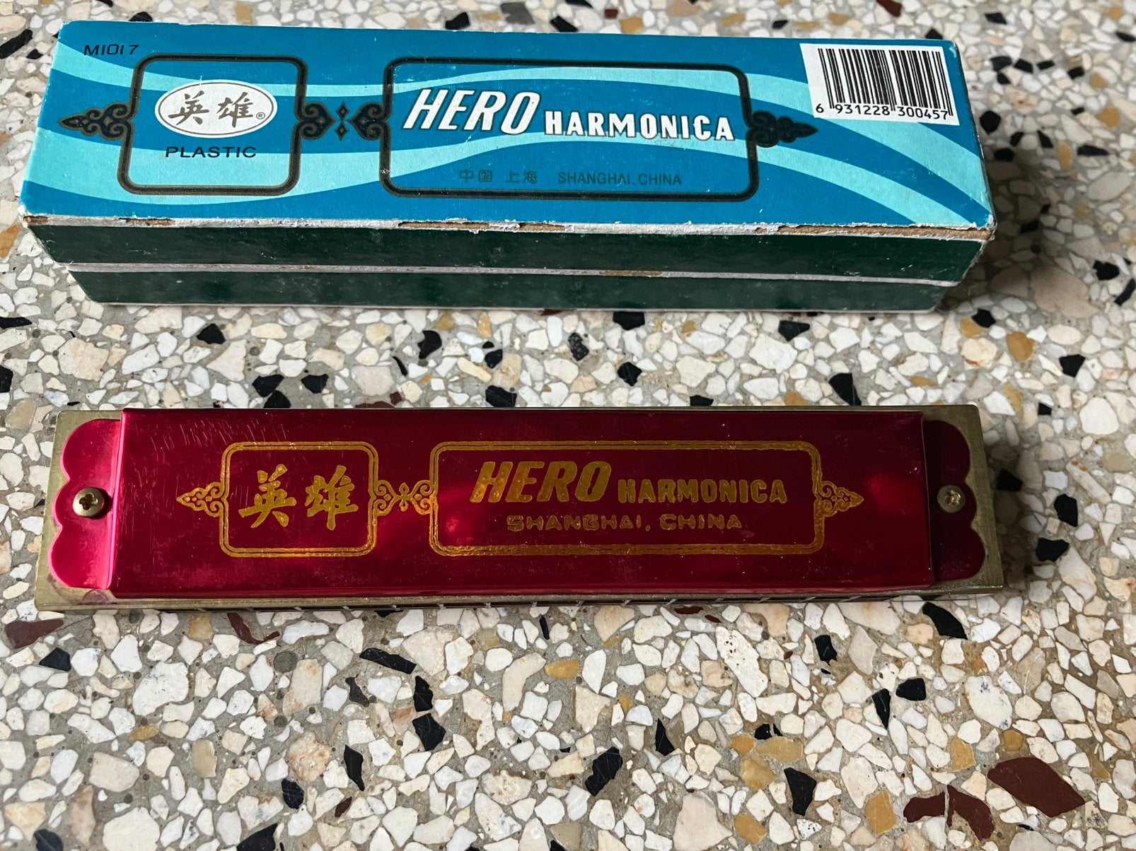Hero mondharmonica, 16 gats, nauwelijks bespeeld, Muziek en Instrumenten, Ophalen of Verzenden, Gebruikt, Overige typen, Met koffer of doosje