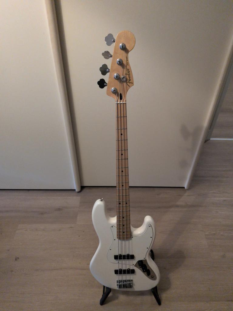 Fender Jazz Bass - Made in Mexico (MIM), Muziek en Instrumenten, Snaarinstrumenten | Gitaren | Bas, Ophalen, Zo goed als nieuw