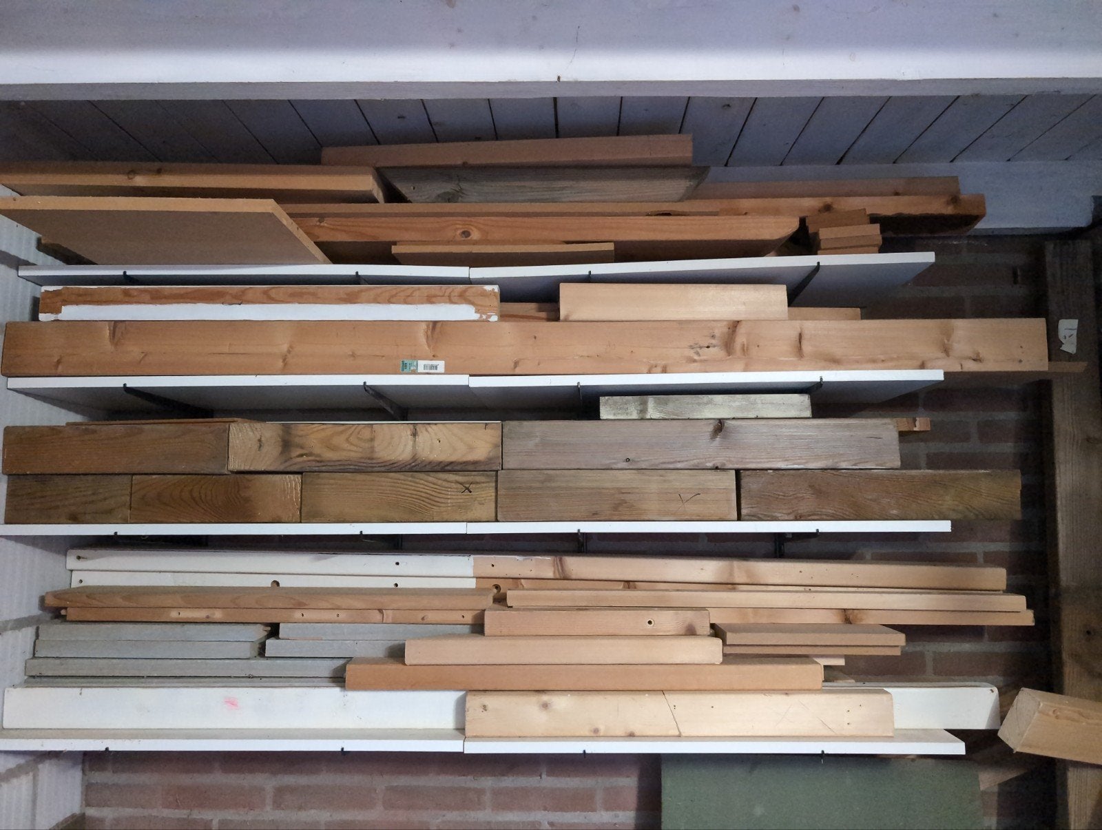 Weg = Weg Diverse partij hout, alles mag mee diverse houtsoo, Ophalen, Gebruikt, Overige typen, Overige houtsoorten