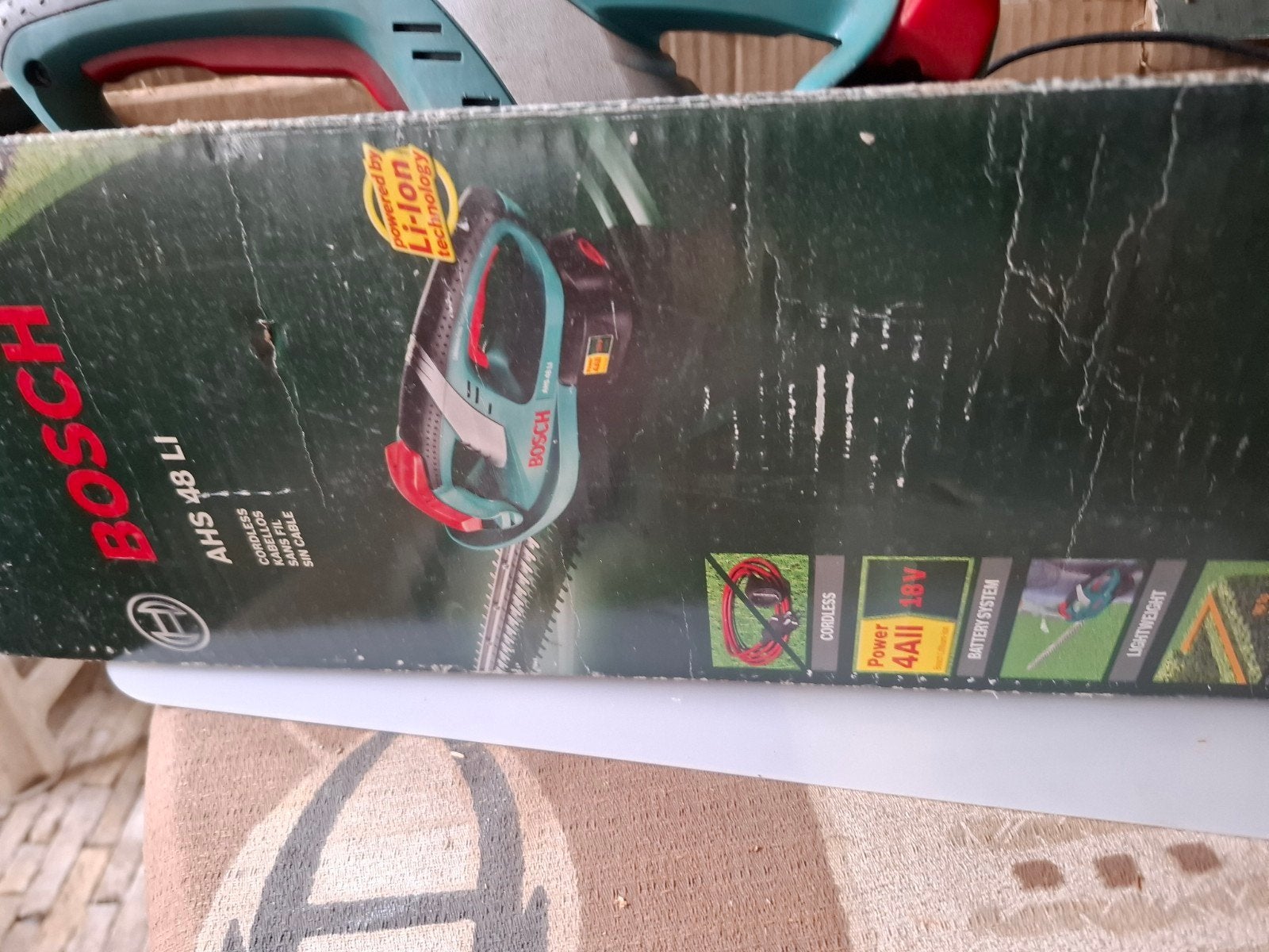 BOSCH Heggeschaar gebruikt af te halen 25.00, Ophalen of Verzenden, Gebruikt, Elektrisch