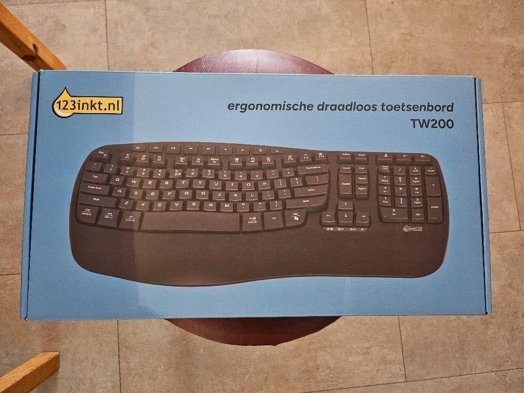 Toetsenbord TW200, Computers en Software, Toetsenborden, Ophalen, Nieuw, Namaak Logitech TW200, Draadloos
