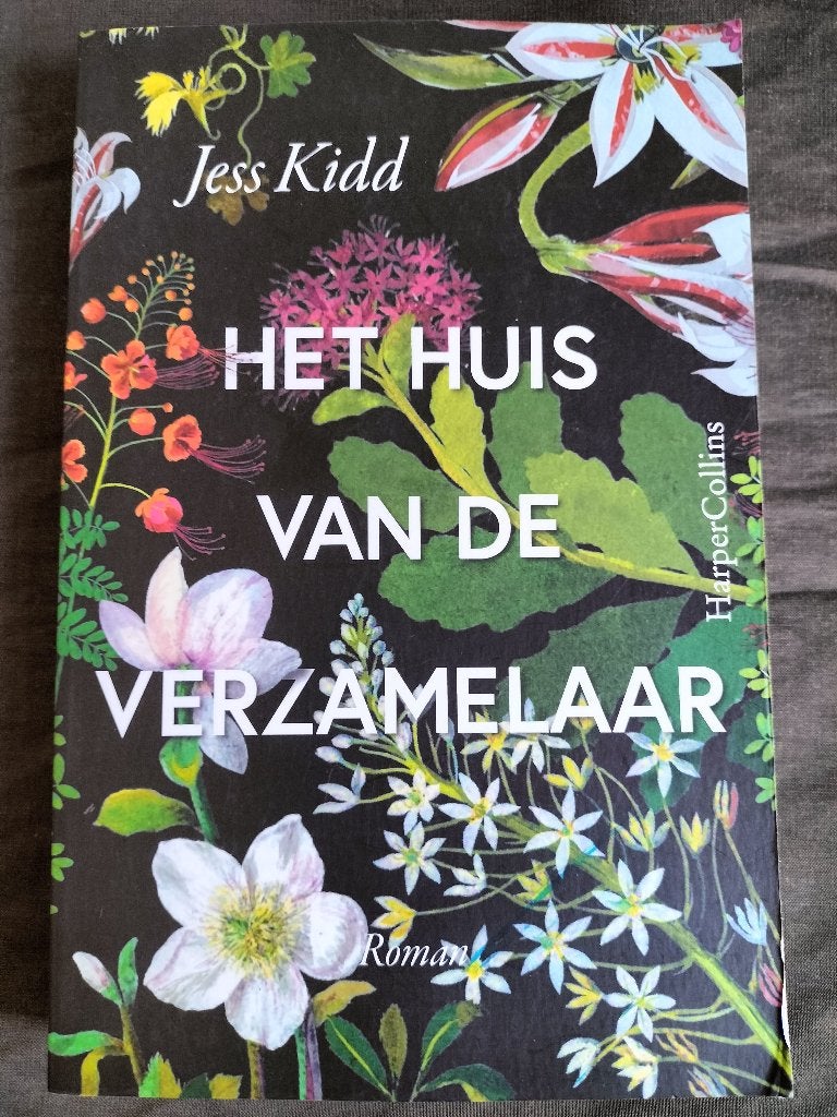 Jess Kidd - Het huis van de verzamelaar, Boeken, Ophalen of Verzenden, Zo goed als nieuw, Jess Kidd