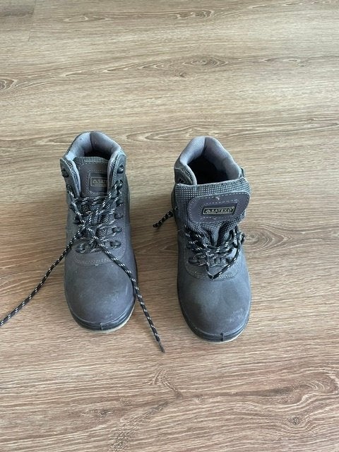 Werkschoenen (maat 37), Ophalen, Zo goed als nieuw