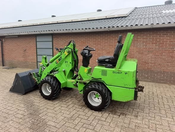Giant D262 SW Shovel Loader (bj 2006), Wiellader of Shovel