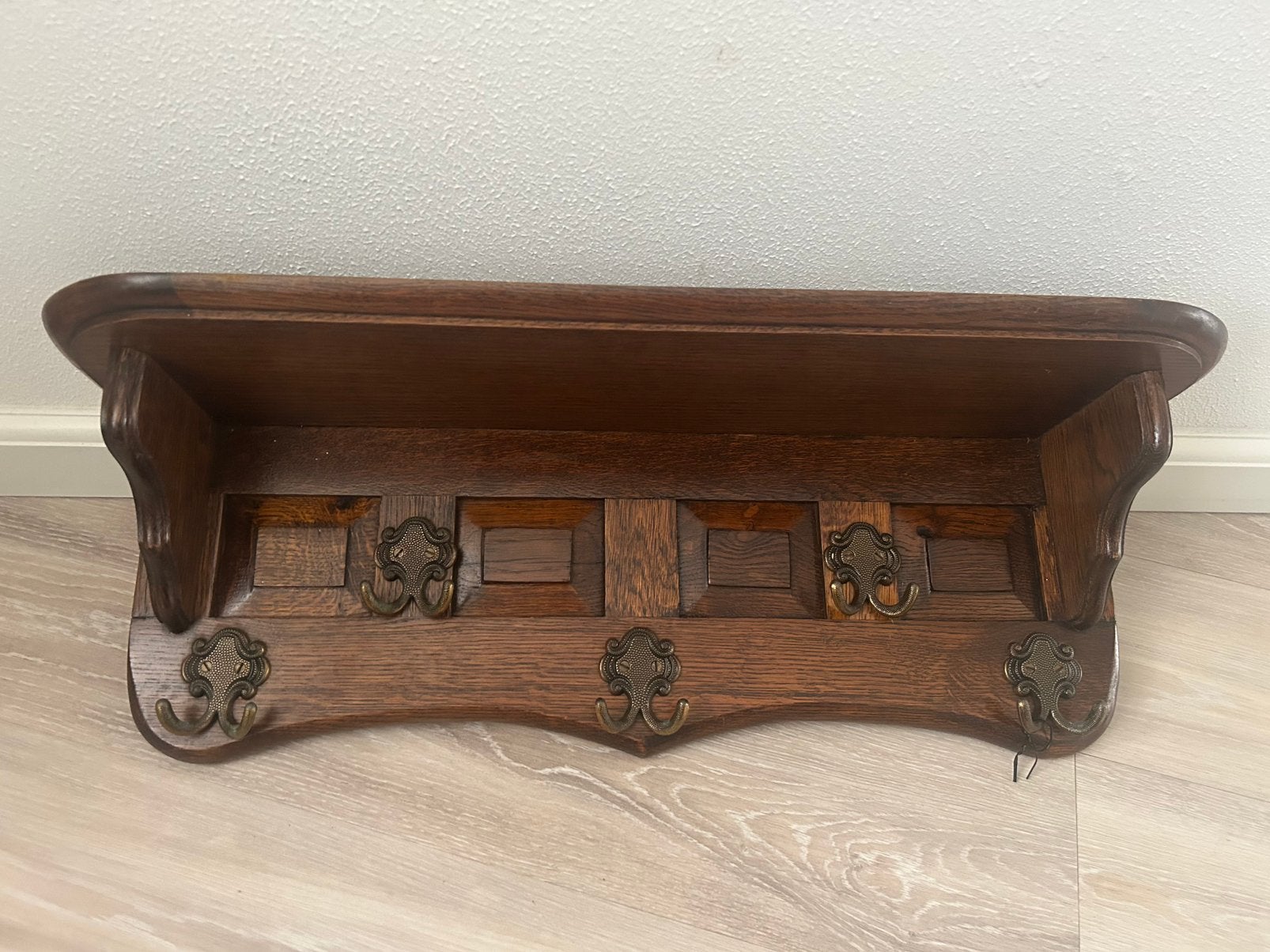 in nette staat ;  kapstok eikenhout, Huis en Inrichting, Wandkapstok, Ophalen of Verzenden, Zo goed als nieuw, Minder dan 100 cm