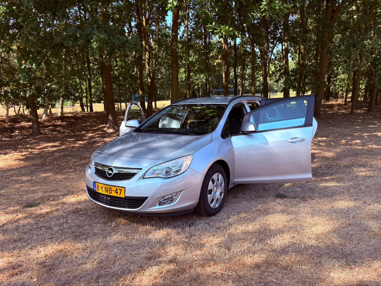 Opel Astra 1.4 74KW ST 2011 Grijs, Voorwielaandrijving, 4 cilinders, 100 pk, Handgeschakeld