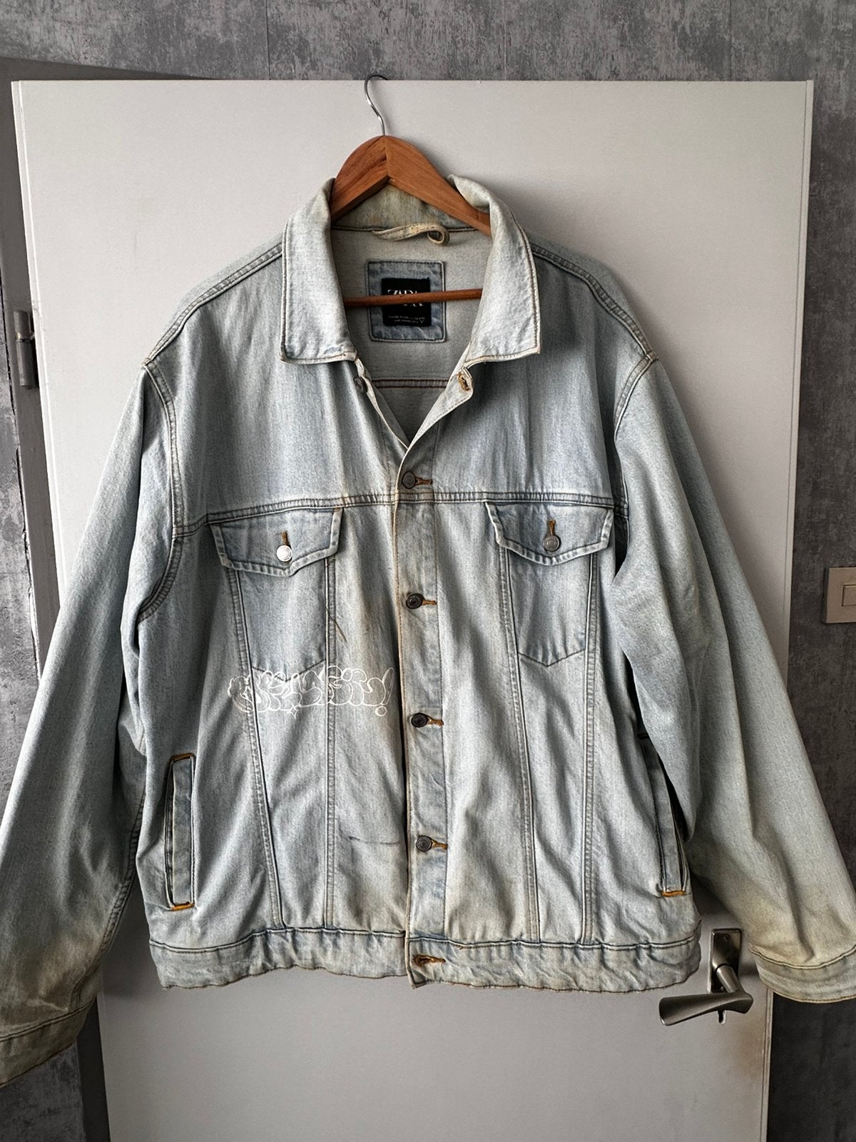 Zara graffiti print jas, Ophalen, Gedragen, Overige maten, Overige kleuren