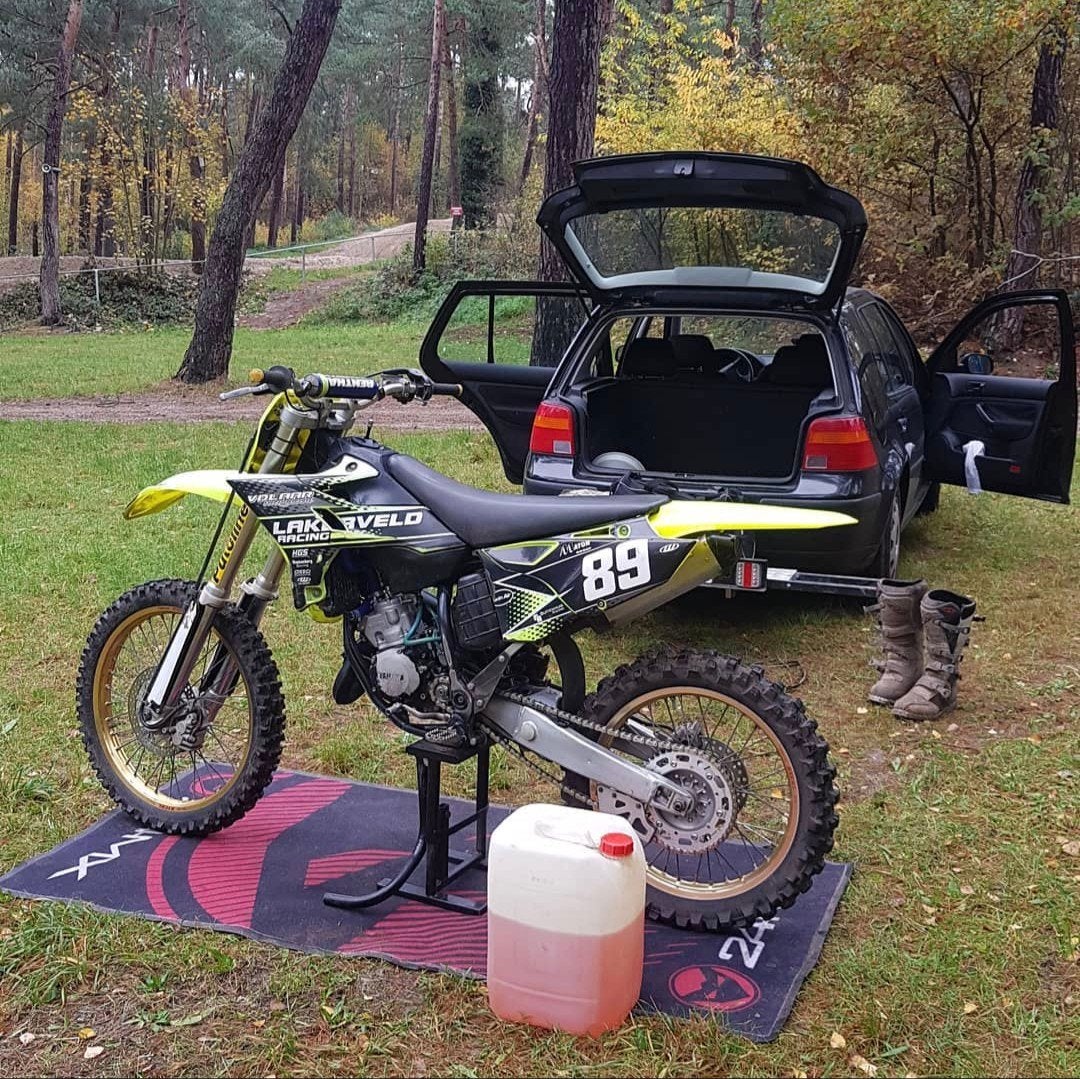 Yamaha YZ 125 jaartal 2000, Ophalen