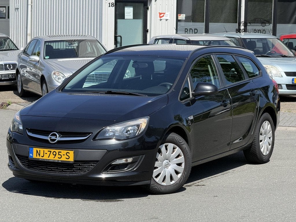 Opel Astra Sports Tourer 1.7 CDTi Cosmo EXPORT/HANDEL | Driv, Auto's, Opel, Bedrijf, Te koop, Astra, ABS, Airbags, Airconditioning