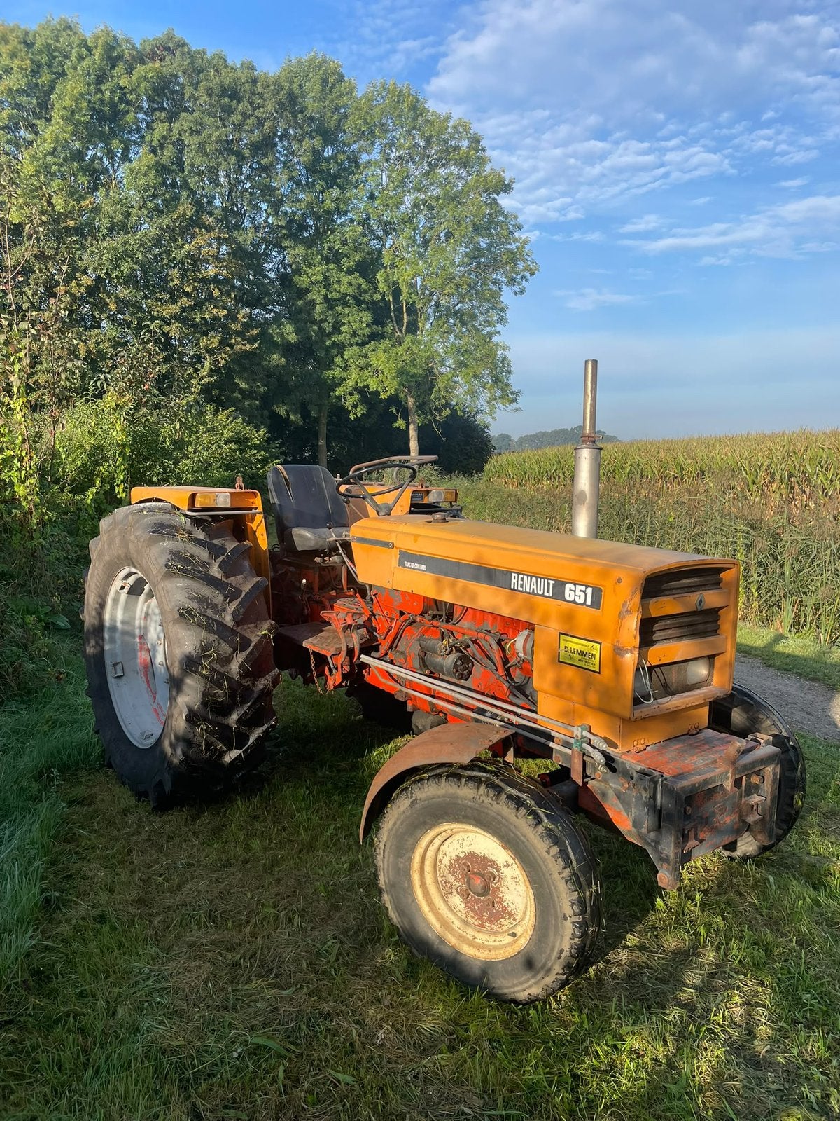Keurige Renault 651 stuurbekrachtiging tractor trekker, Ophalen, Gebruikt, Tot 80 Pk, Renault