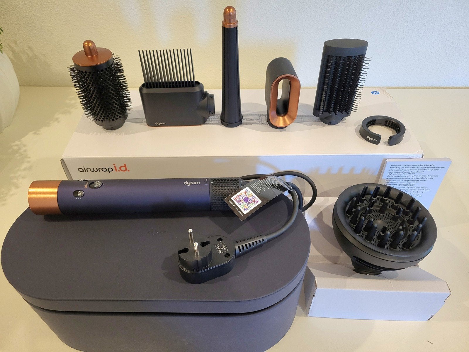 Dyson Airwrap I.D pruisisch blauw nieuw in doos!, Ophalen of Verzenden, Nieuw, Haarverzorging