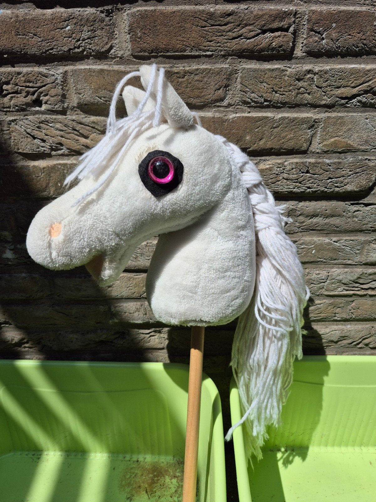 Hobbyhorse wit met roze ogen - Stokpaardje, Ophalen, Gebruikt, Jongen of Meisje