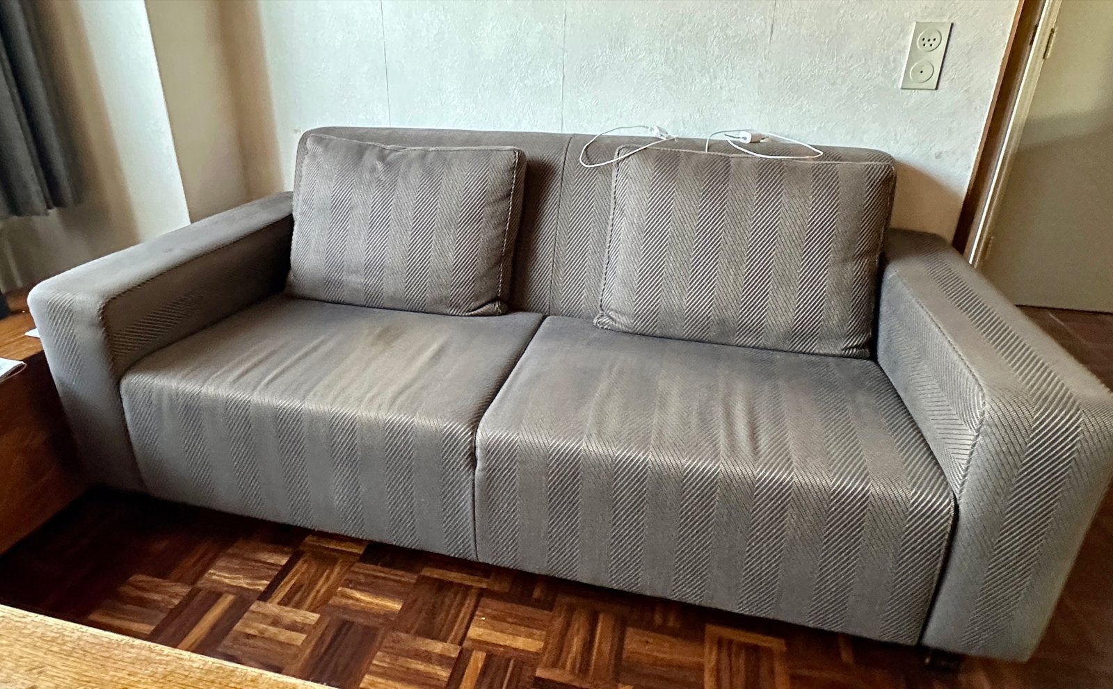 Ruime 2-zitsbank - Ideaal voor studentenkamer, Ophalen, Gebruikt, 150 tot 200 cm, Tweepersoons