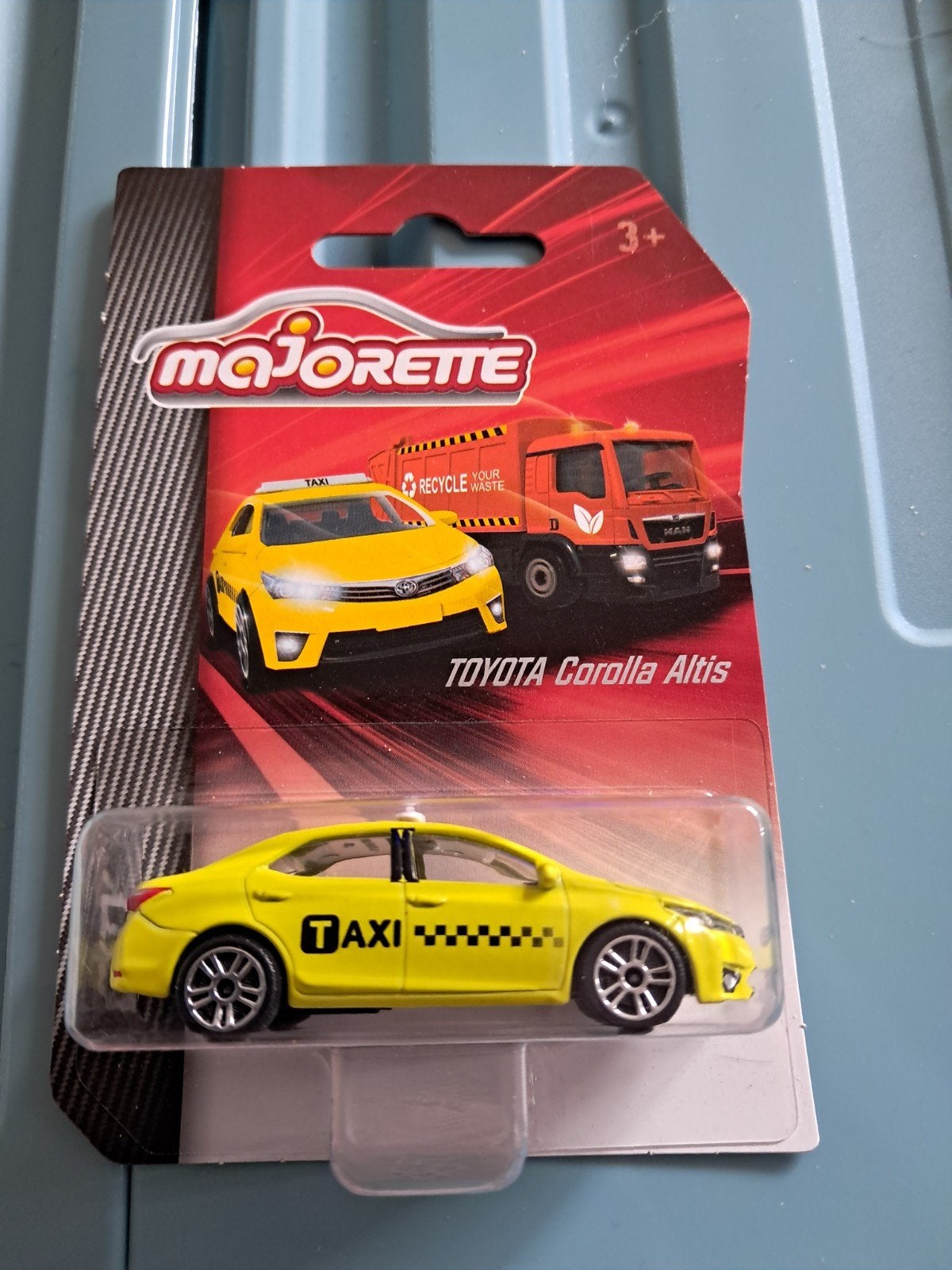 Majorette Toyota Corolla Altis Taxi nieuw in verpakking, Ophalen of Verzenden, Nieuw, Auto