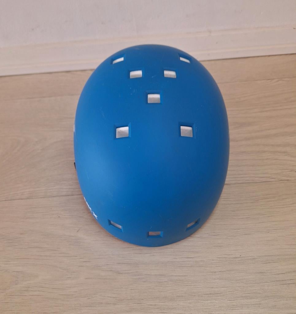 GOEDE SKATE HELM MAAT L 57,5/61CM MERK NKX VERSTELBAAR, Ophalen of Verzenden, Bescherming