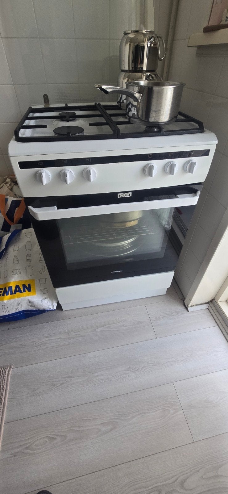 Goed werkend set, Witgoed en Apparatuur, Zo goed als nieuw, Gas, Vrijstaand, 85 tot 90 cm