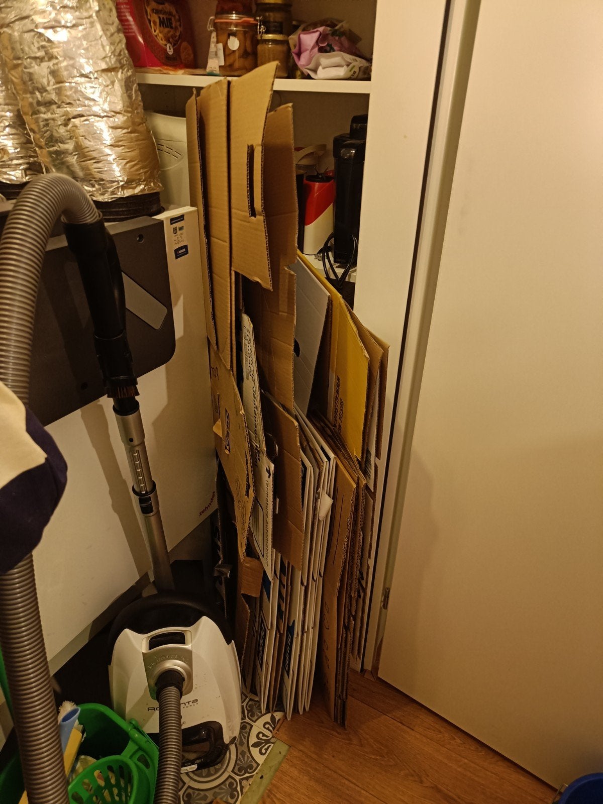Ongeveer 15 verhuisdozen gratis af te halen, Ophalen, Opvouwbaar, 50 tot 75 cm, Minder dan 40 cm