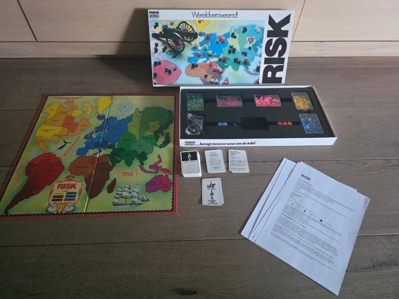 Risk Wereldveroverend bordspel van Parker, Hobby en Vrije tijd, Gezelschapsspellen | Bordspellen, Vijf spelers of meer, Ophalen of Verzenden
