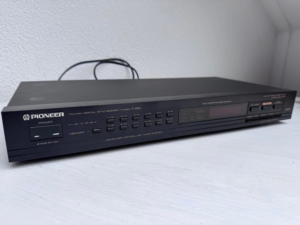 Pioneer F-55L, tuner 24 voorkeur zenders, Audio, Tv en Foto, Tuners, Ophalen of Verzenden, Zo goed als nieuw