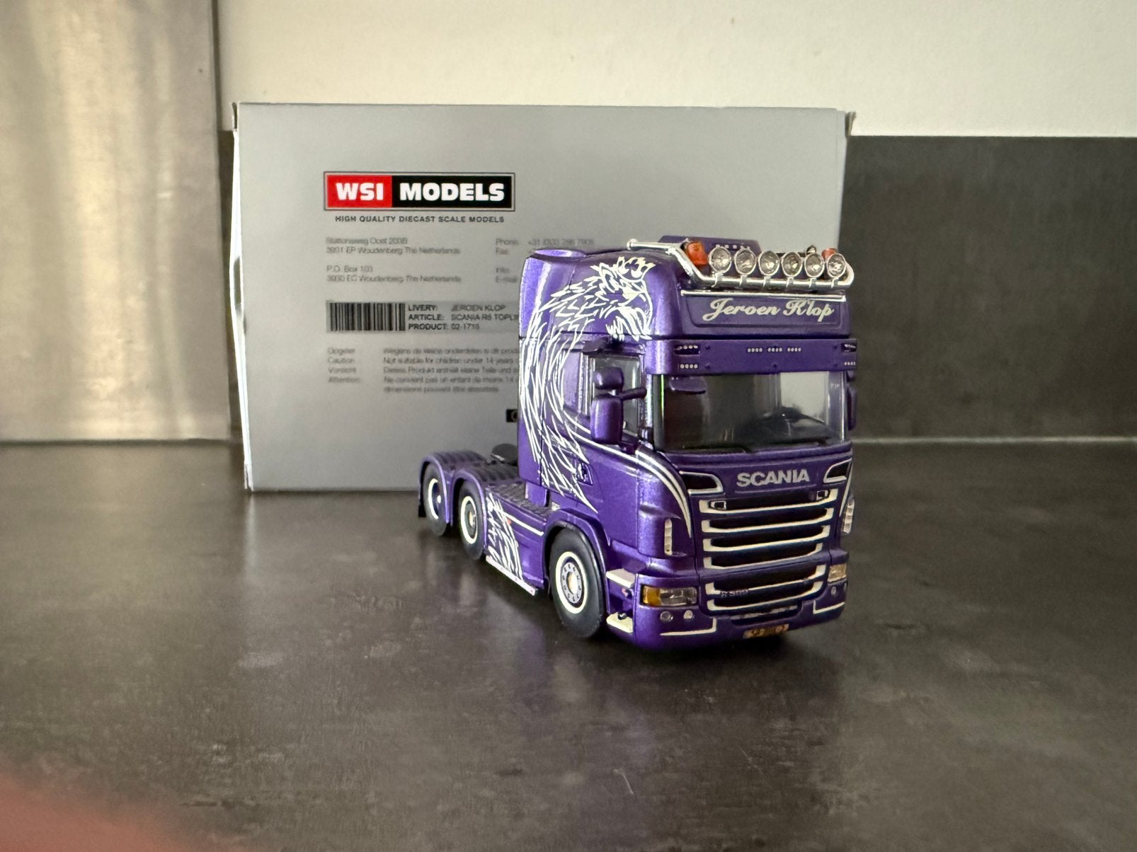 WSI Scania - Jeroen Klop, Hobby en Vrije tijd, Modelauto's | 1:50, Ophalen of Verzenden, Zo goed als nieuw, Bus of Vrachtwagen