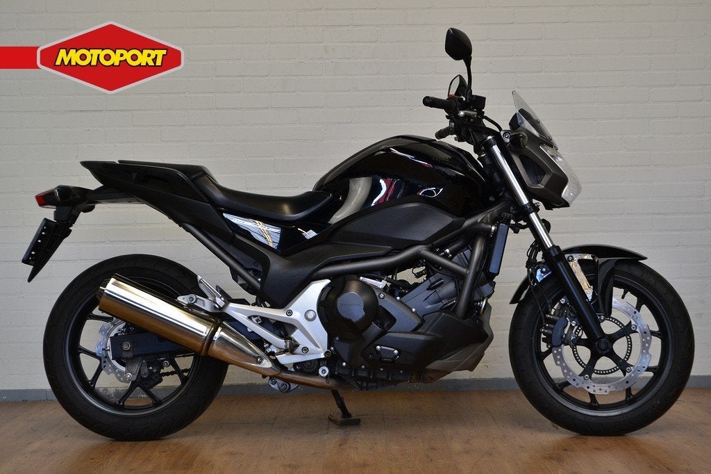 Honda NC 700 S DCT (bj 2012), Motoren, Motoren | Honda, Dorneveld 180-184
B-1731  Zellik, BE, Honda Motor Europe, Bedrijf, Hlcbepccnl@honda-eu.com