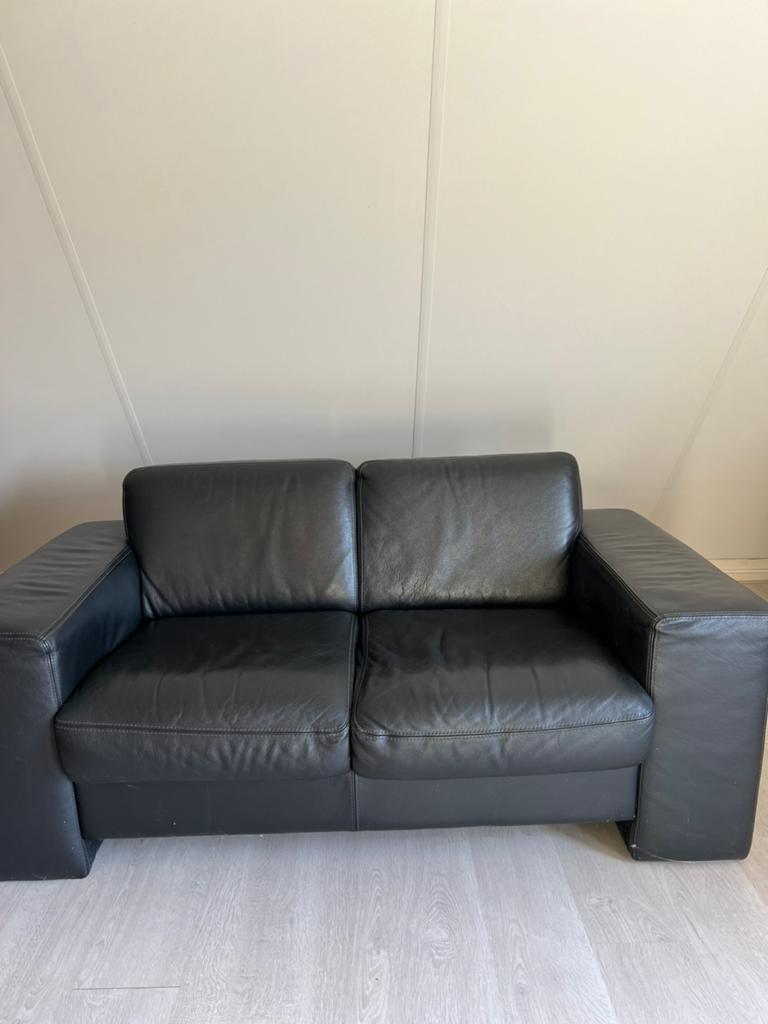 Zwarte leren bank, Huis en Inrichting, Ophalen, Gebruikt, 100 tot 125 cm, Tweepersoons