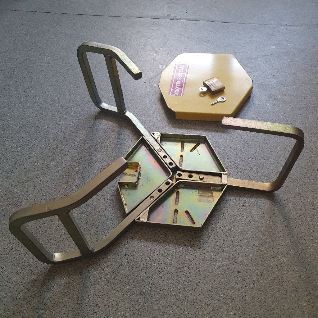Wielklem voor caravan/camper, Caravans en Kamperen, Ophalen, Zo goed als nieuw
